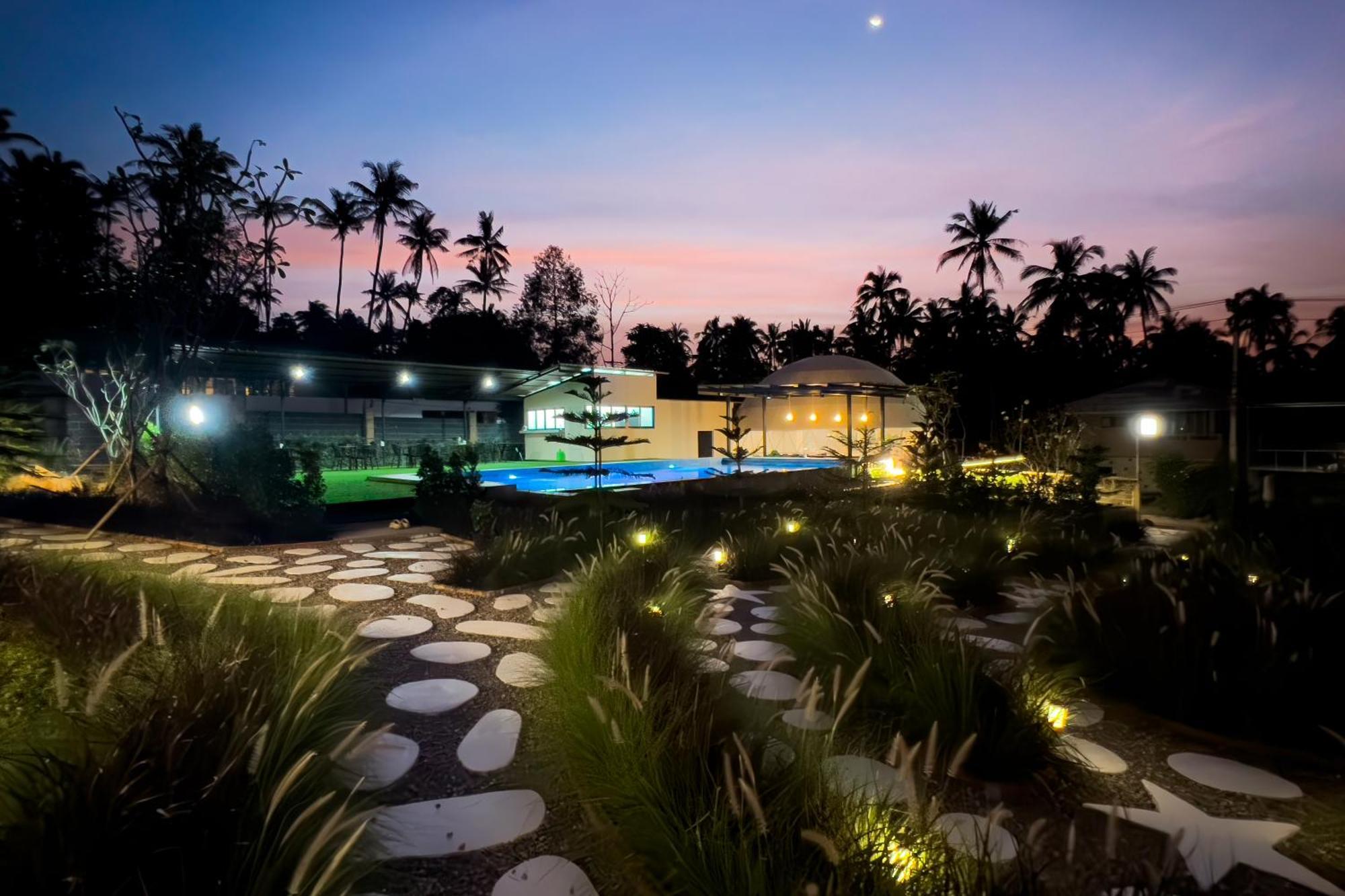 Sunny Side Resort Тау Экстерьер фото