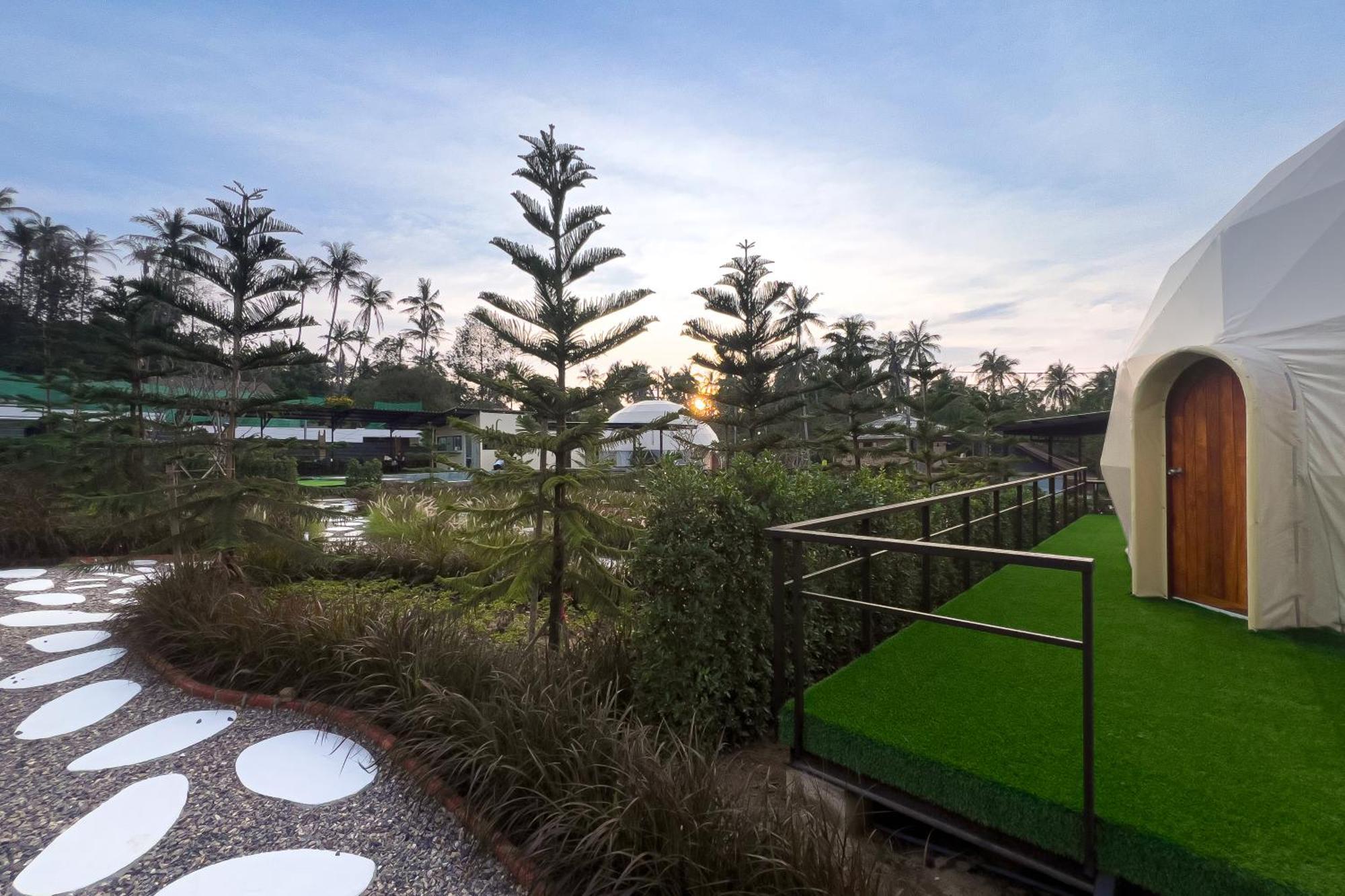 Sunny Side Resort Тау Экстерьер фото